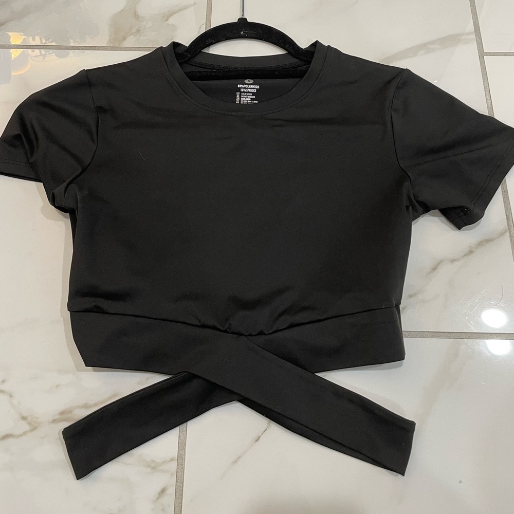 NVGTN Crop Top